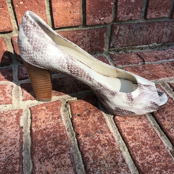 FRANCO santo “Snakeskin”  Peeptoe High Heel PumpsSize 8.5 - Picture 7 of 13